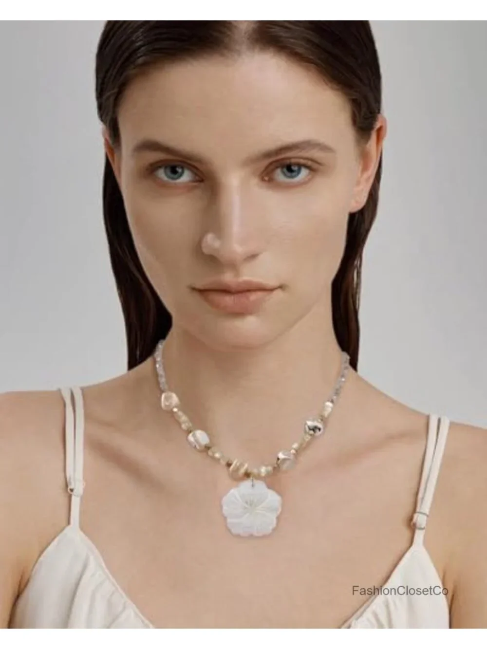 Boho Shell Flower Beaded Pendant Necklace for Women